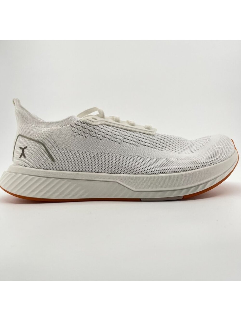 Flux Footwear Adapt Runner White Mens Size 10.5 Athletic Walking Shoes Sneakers